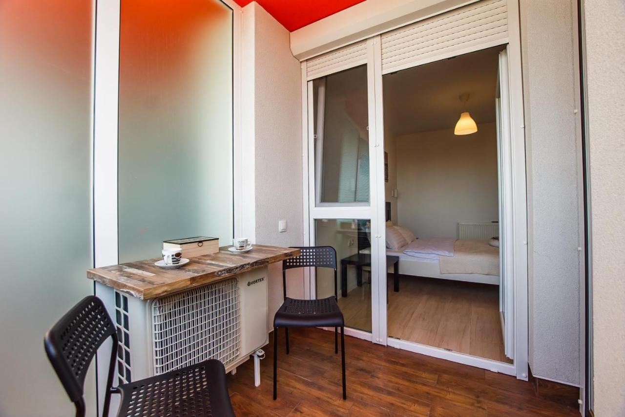 Apartamento Fresh Studio In Central Oradea Exterior foto