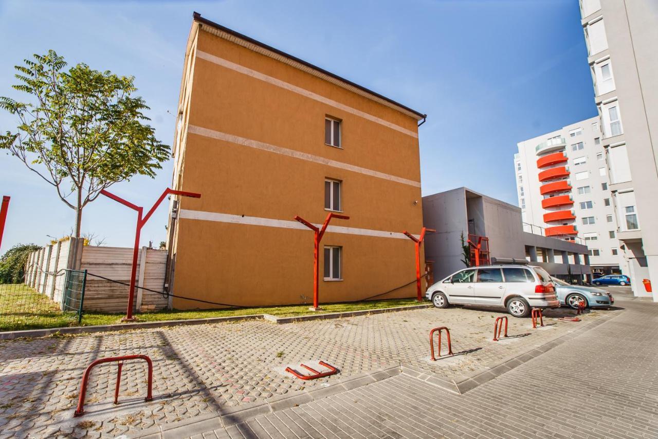 Apartamento Fresh Studio In Central Oradea Exterior foto